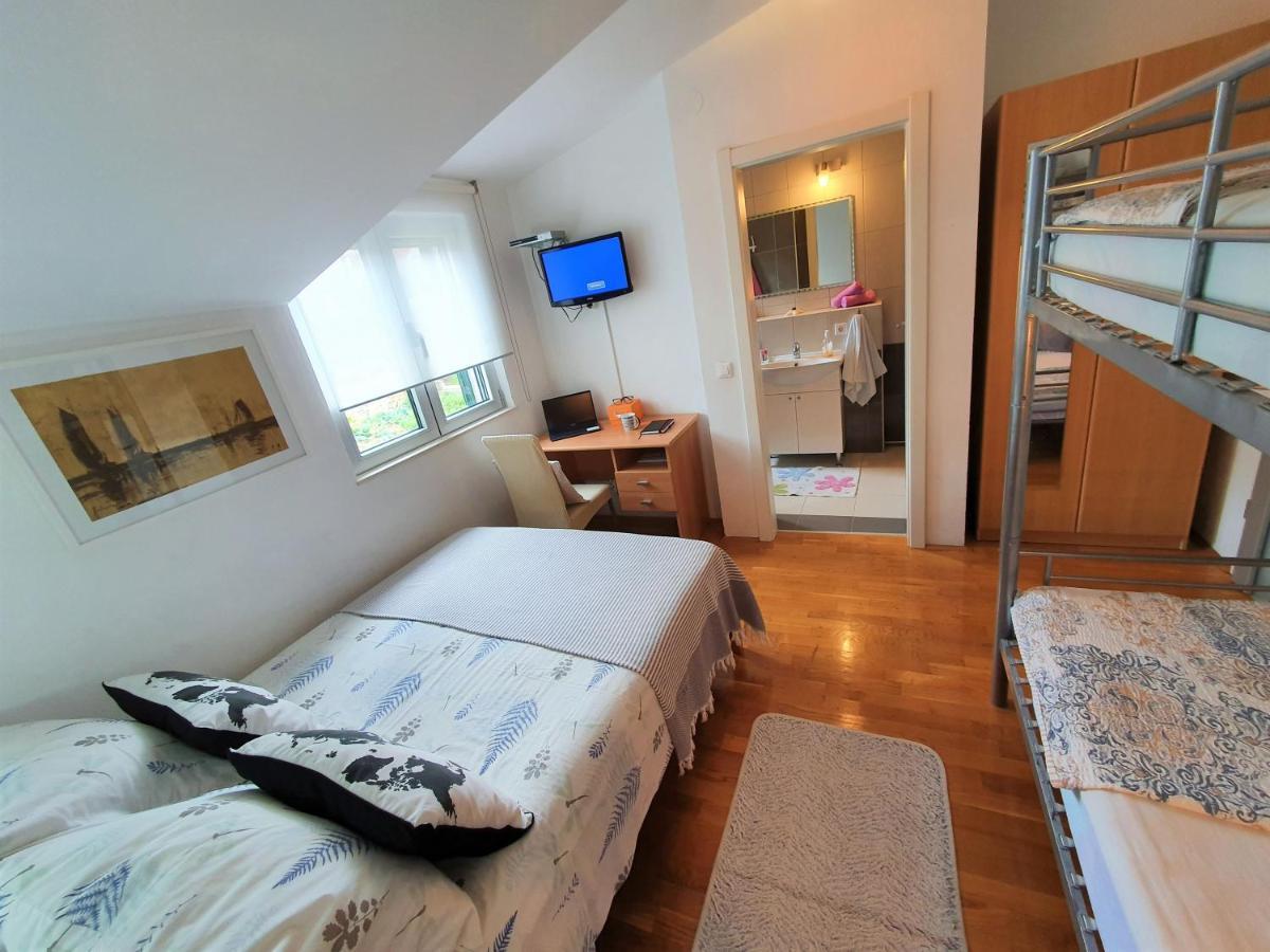 Villa Mira Trogir Bagian luar foto