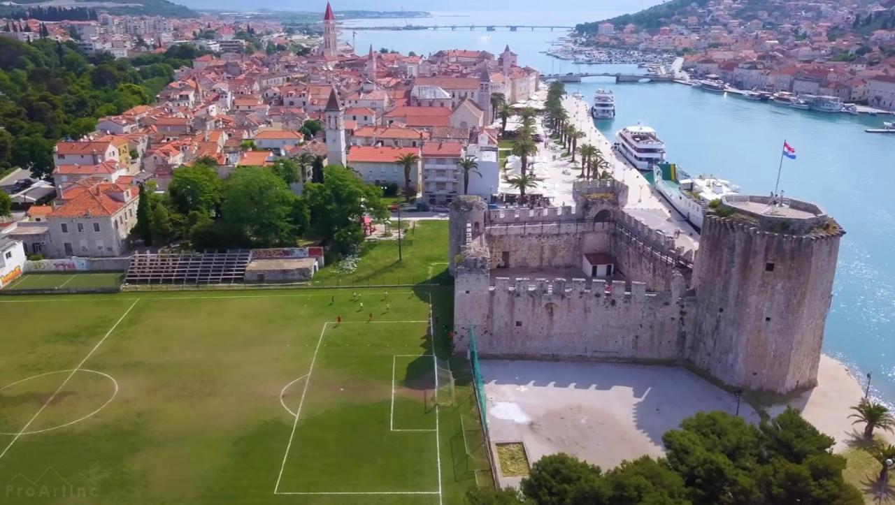 Villa Mira Trogir Bagian luar foto