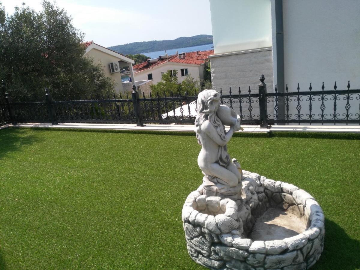 Villa Mira Trogir Bagian luar foto